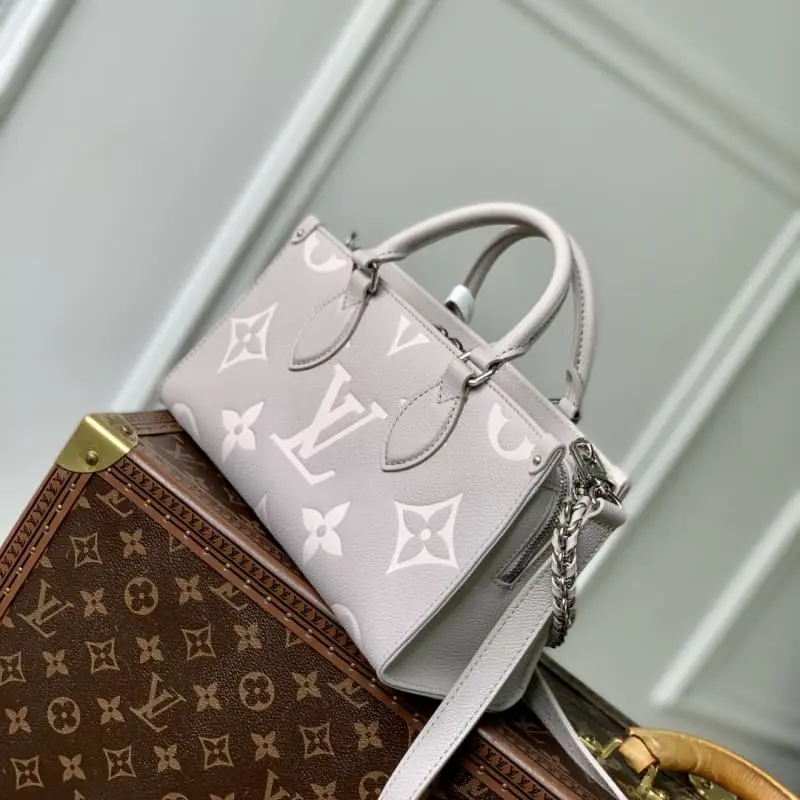 M14213 13x10x25cm High Quality Bags - Image 2