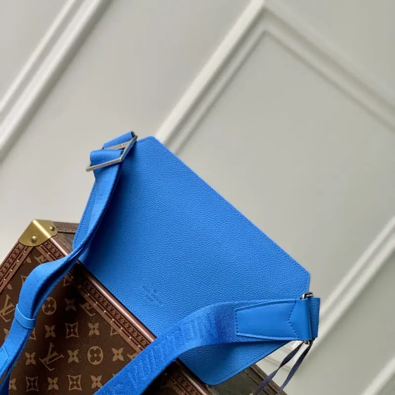 M22665 blue 30x16x3cm High Quality Bags - Image 2