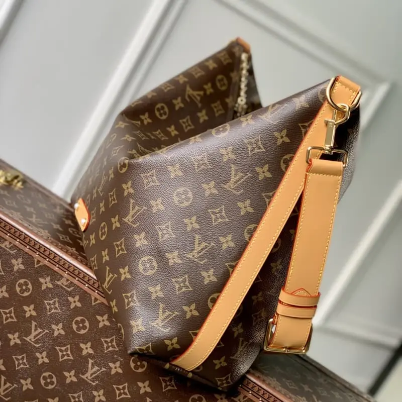 M14018 35x12x38cm High Quality Bags - Image 2