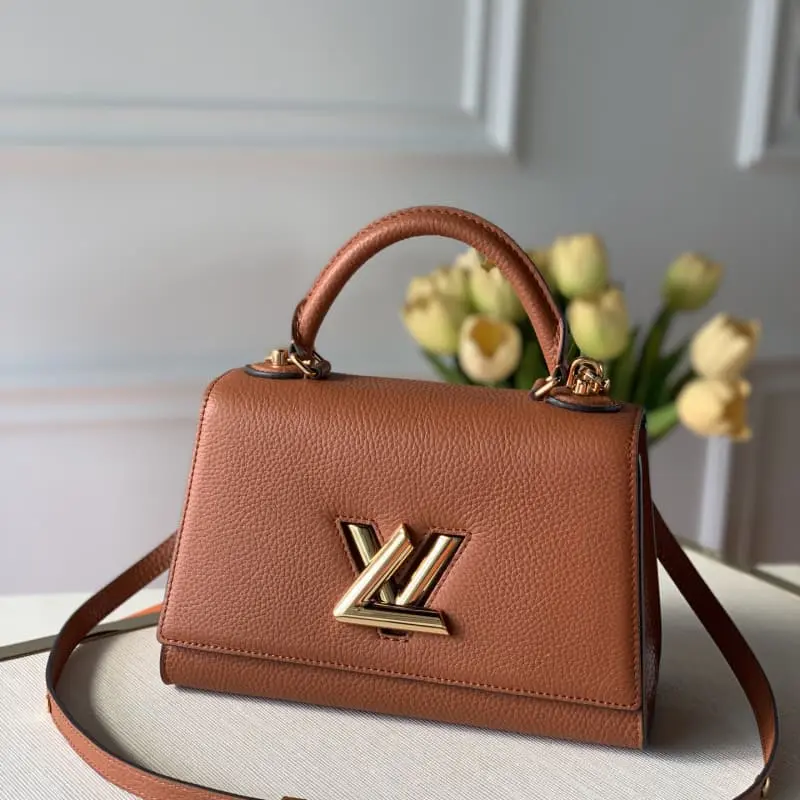 M57897 17x25x11cm High Quality Bags