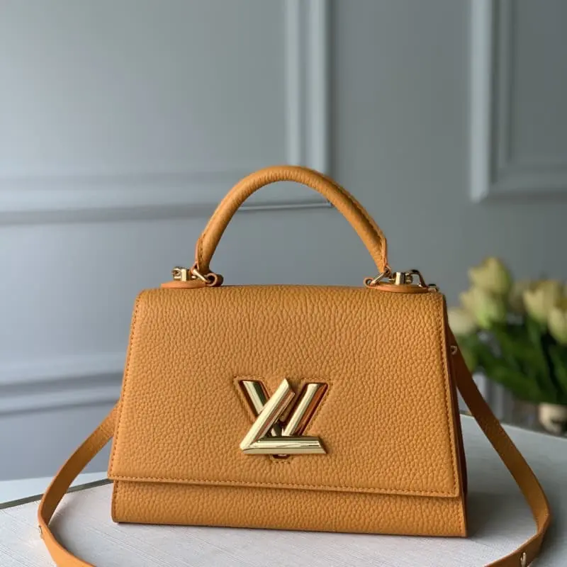 M57136 17x25x11cm High Quality Bags