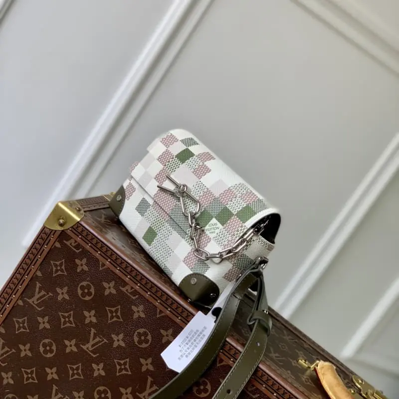 N00108 11x6.5x18cm High Quality Bags - Image 2