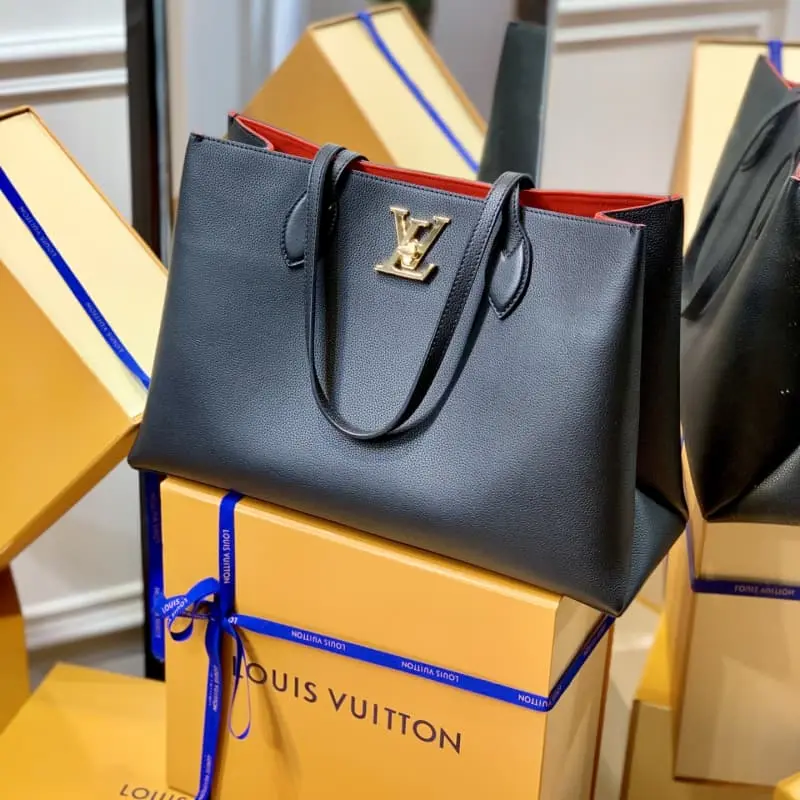 M57345 Black 42x28x15cm High Quality Bags