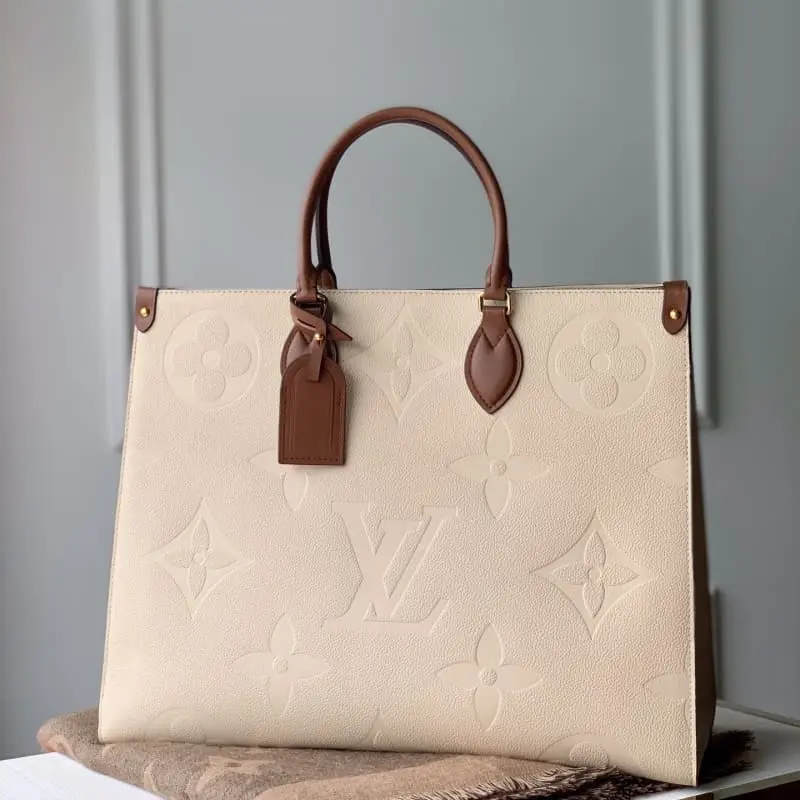 M44921 S1 41x34x19cm High Quality Bags