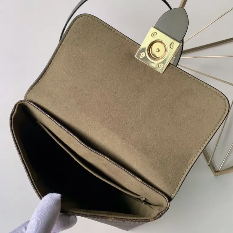 M44797 21x17x8cm High Quality Bags - Image 8