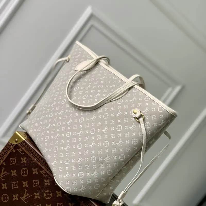 M40995 White 32x29x17cm High Quality Bags - Image 2