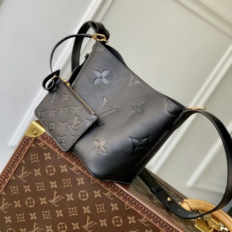 M13840 Black 18x12x16cm High Quality Bags - Image 2