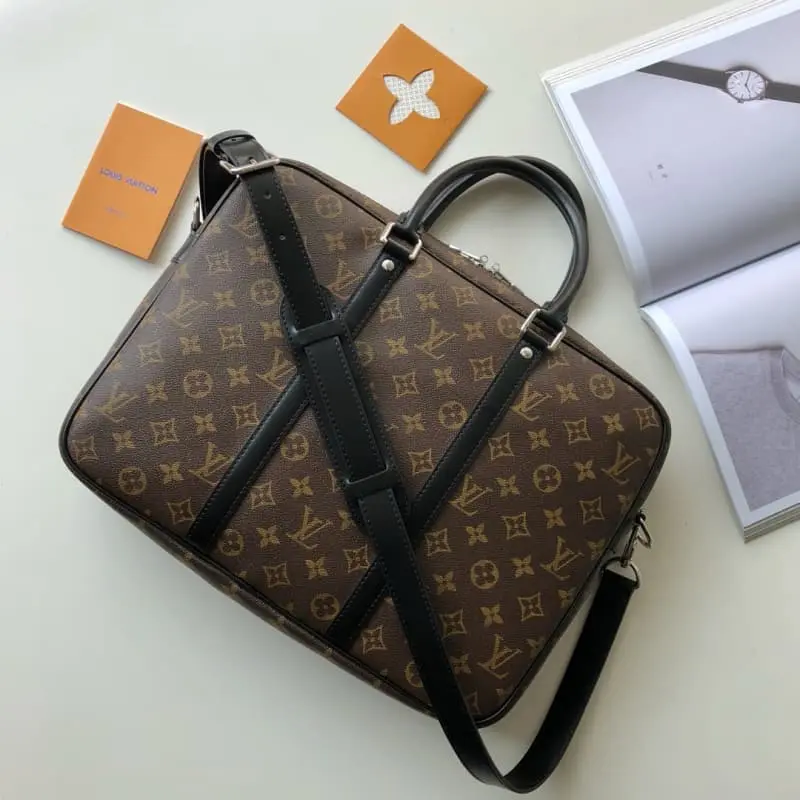 N52005 37x30x7cm High Quality Bags - Image 2