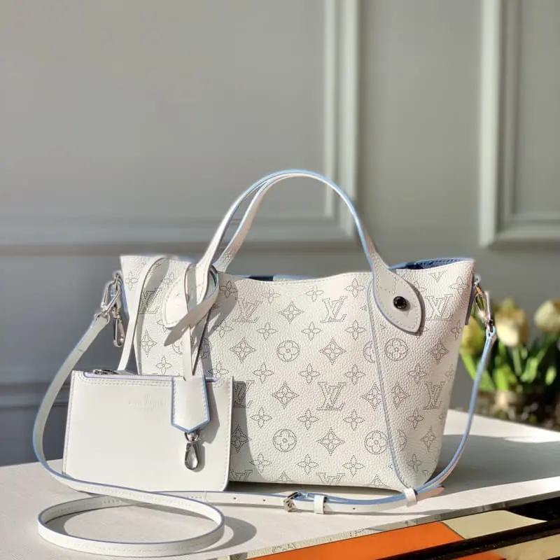 M54353 S2 34x18.5x13cm High Quality Bags