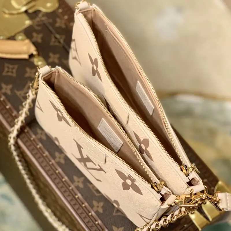 M45777 24x13.5x4cm High Quality Bags - Image 5