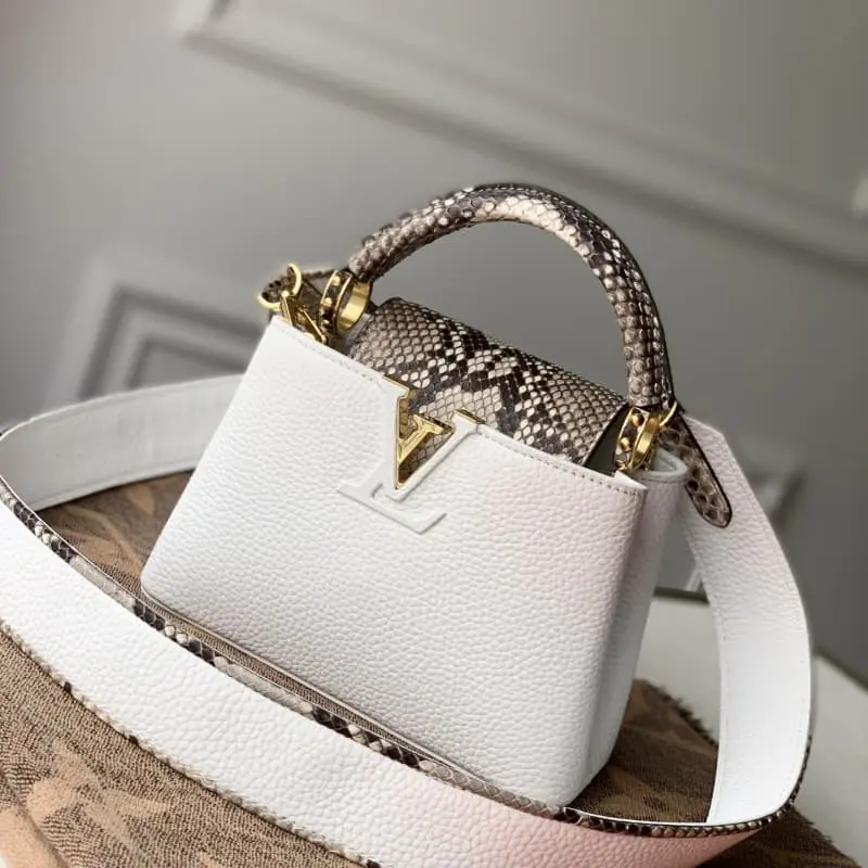 M95509 21x14x8cm High Quality Bags