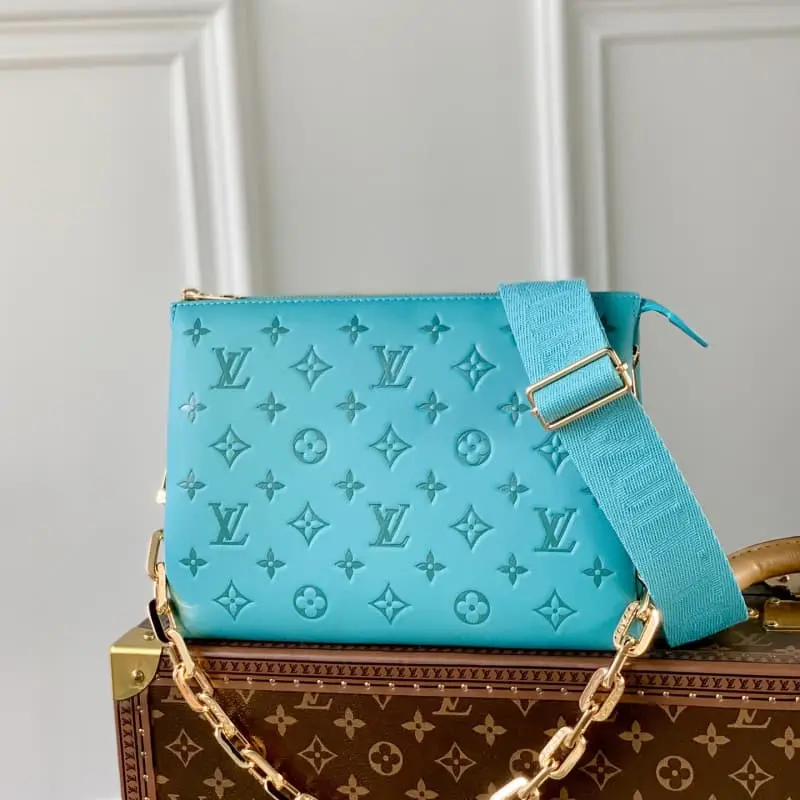 M20769 26x20x12cm High Quality Bags