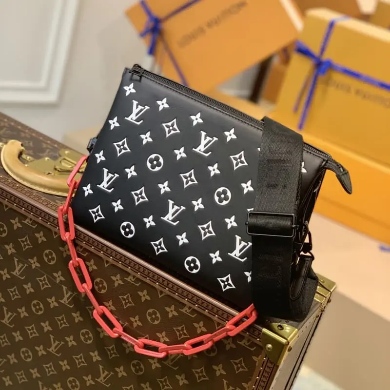 M59398 26x20x12cm High Quality Bags