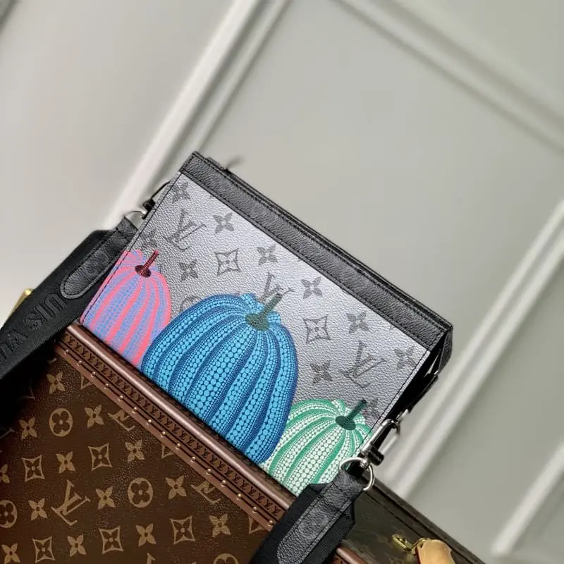 M81972 22x14.5x4.5cm High Quality Bags - Image 2