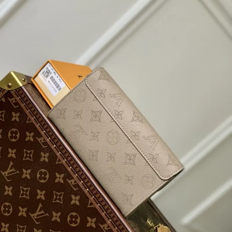 M60144 Apricot 19x12x2cm High Quality Bags - Image 2