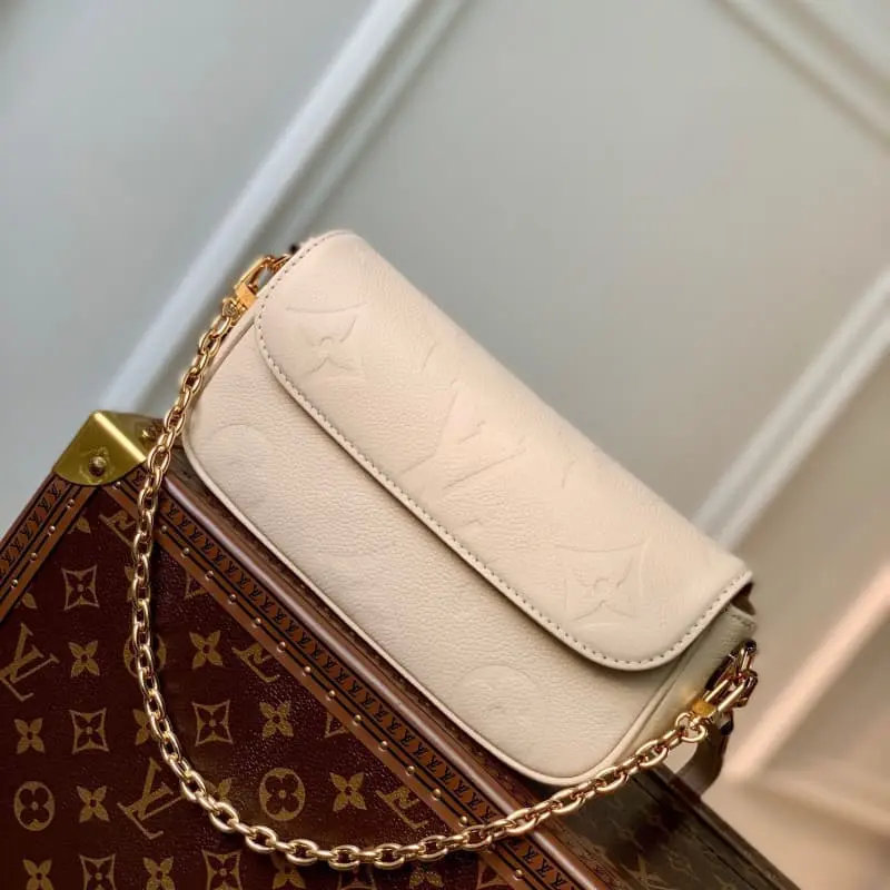 M82210 S1 23.5x12x4.3cm High Quality Bags - Image 2