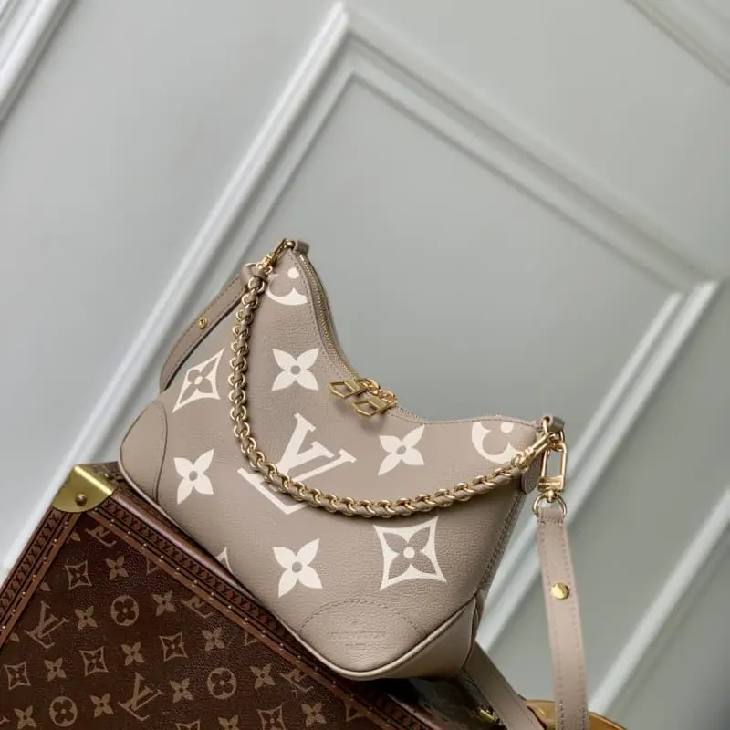 M13224 16x9.5x29cm High Quality Bags - Image 2