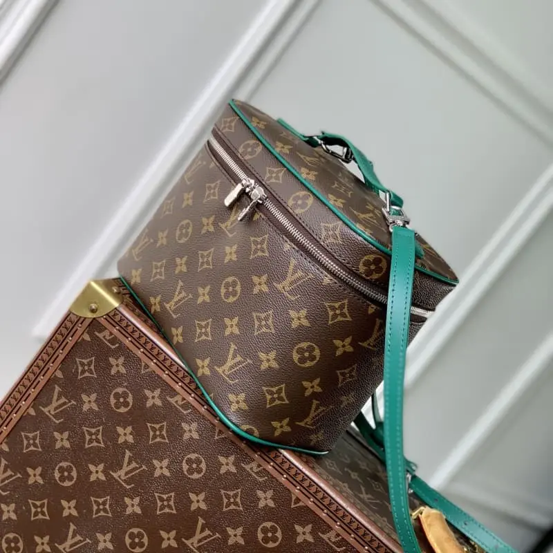 M12267 Green 18x14.5x24cm High Quality Bags - Image 2