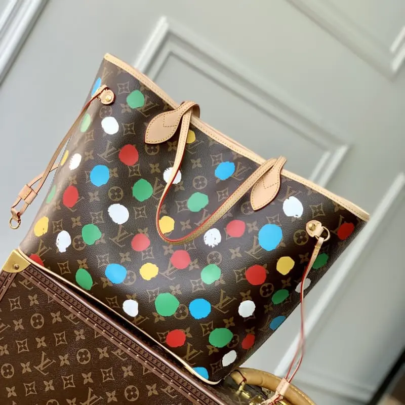 M46381 31x28x14cm High Quality Bags - Image 2