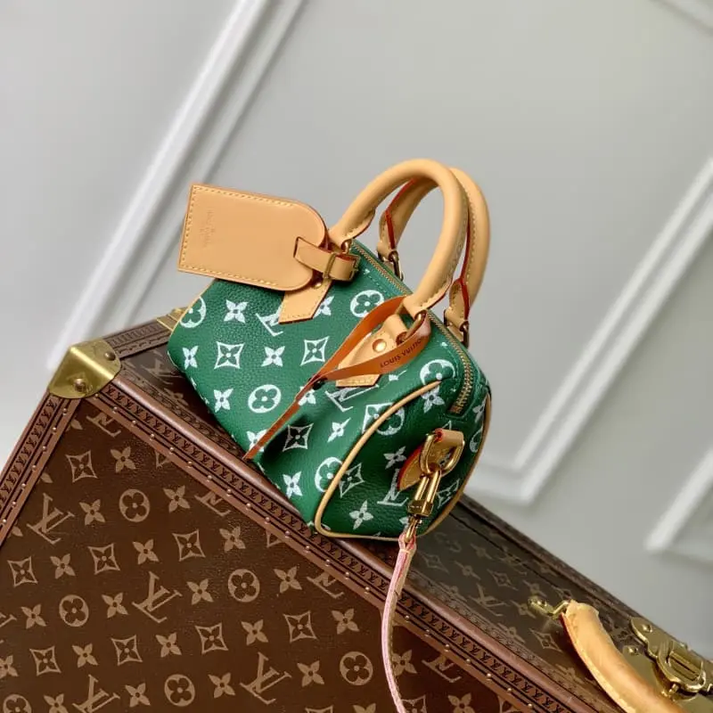M24419 Green 18x12x10cm High Quality Bags - Image 2