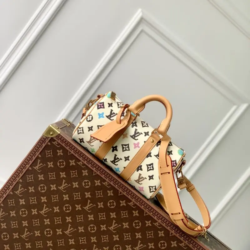 M24849 S1 25x15x11cm High Quality Bags - Image 2