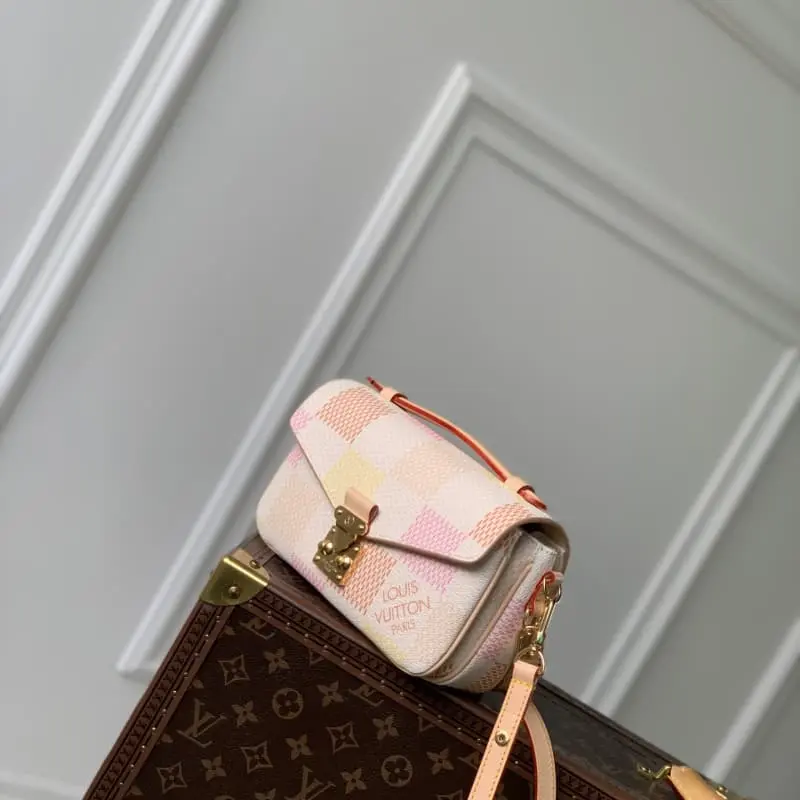 N40749 Red Grid 21.5x6x13.5cm High Quality Bags - Image 2