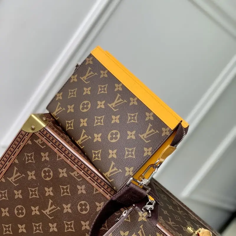 M81124 Yellow 18.5x11x6.5cm High Quality Bags - Image 2