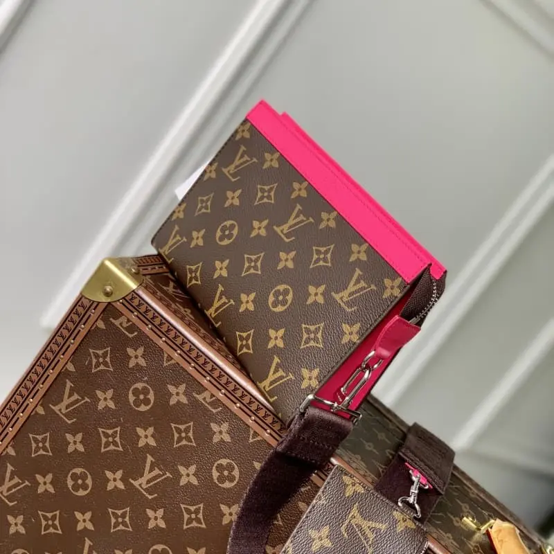 M81124 Rose Red 18.5x11x6.5cm High Quality Bags - Image 2