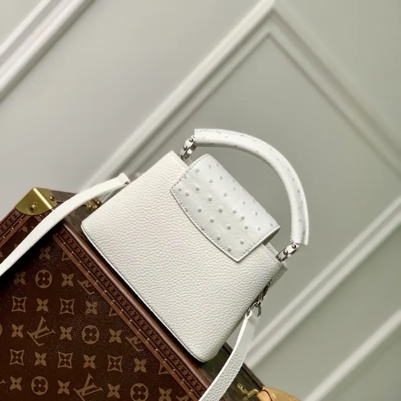 M81409 White 21x14x8cm High Quality Bags - Image 2