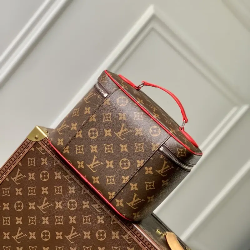 M42265 Red 24x14x17cm High Quality Bags - Image 2