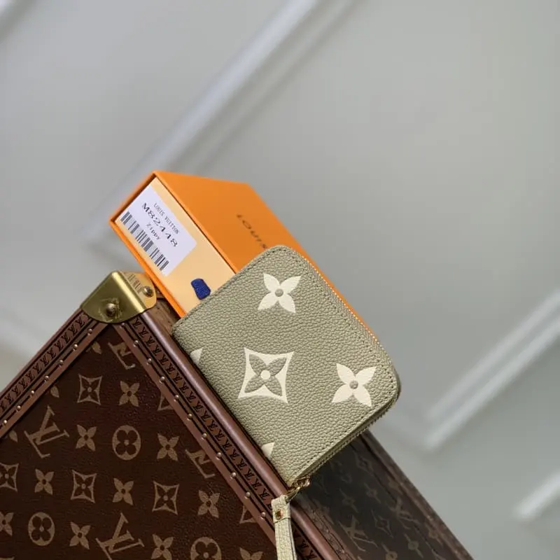 M82448 Grass Green (Silk Screen) 11x8.5x2cm High Quality Bags - Image 2