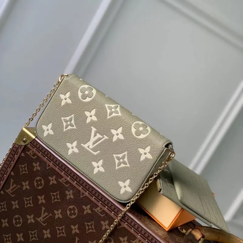 M82480 Grass Green (Silkscreen) 21x12x3cm High Quality Bags - Image 2