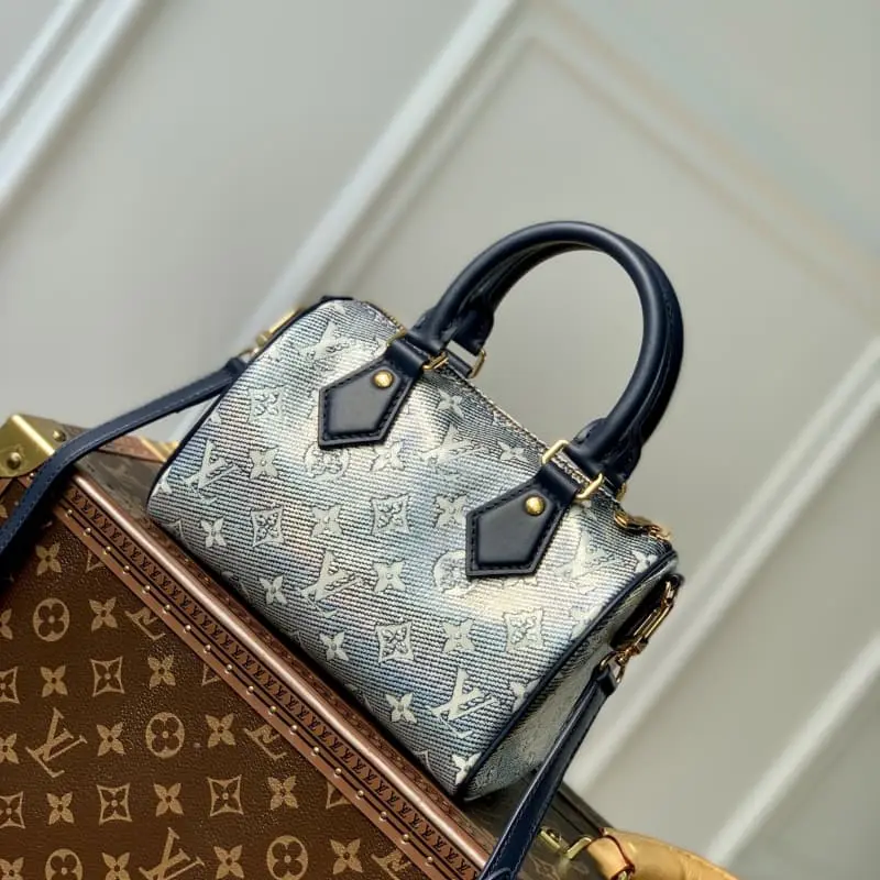 M23069 20.5x13.5x12cm High Quality Bags - Image 2