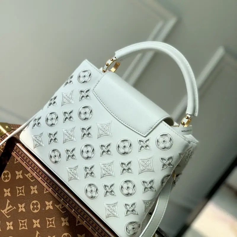 M22863 Embroidery White 27x18x9cm High Quality Bags - Image 2