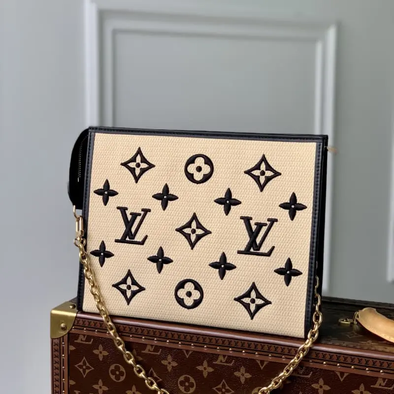 M82521 25x20x5.5cm High Quality Bags - Image 2