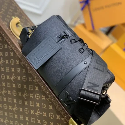 M57082 27x17x13cm High Quality Bags