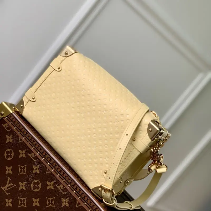 M46358 Yellow 21x14x6cm High Quality Bags - Image 2