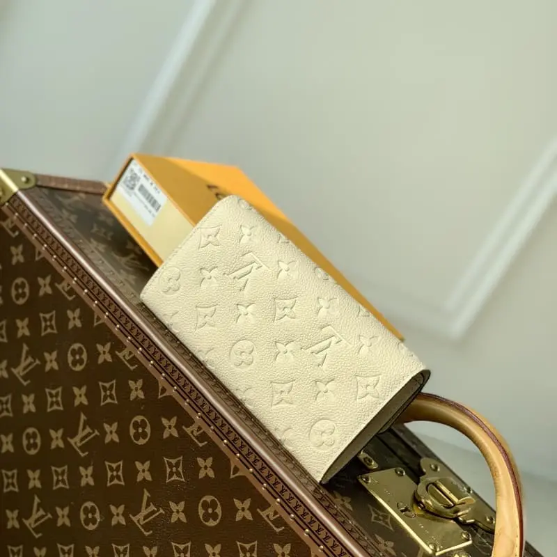 M82257 Cream White 19x10.5x2cm High Quality Bags - Image 2