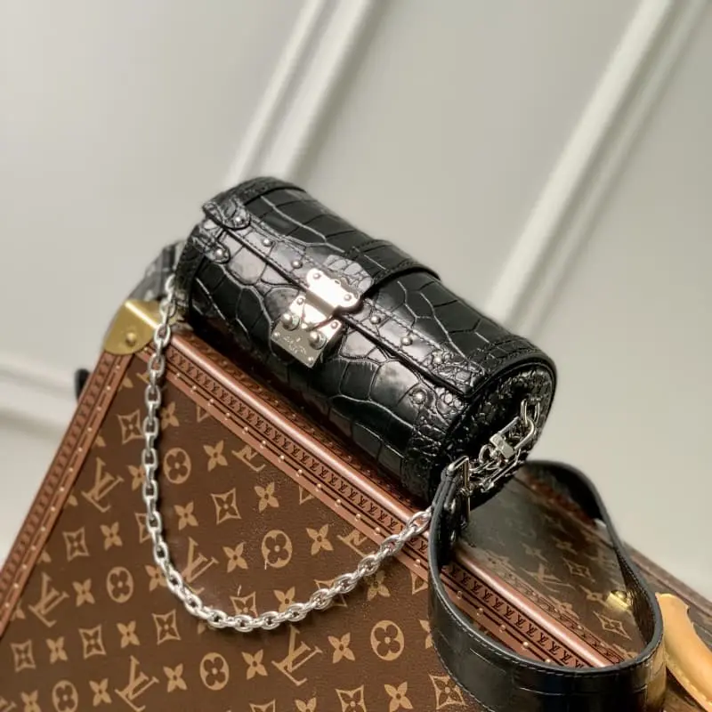 M57835 19x9x9cm High Quality Bags - Image 2