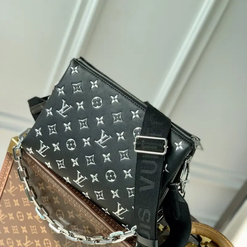 M57791 S1 26x20x12cm High Quality Bags - Image 2