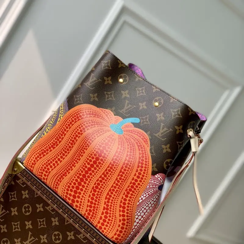 M46473 26x22x27cm High Quality Bags - Image 2