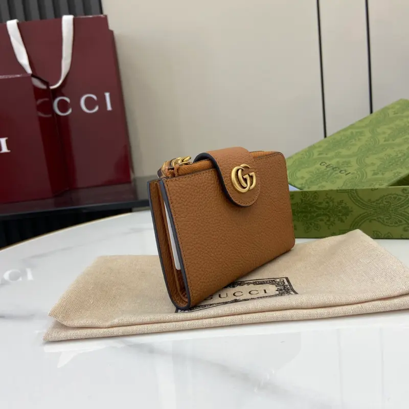 739498 CM 1 High-Quality Bags - Image 2