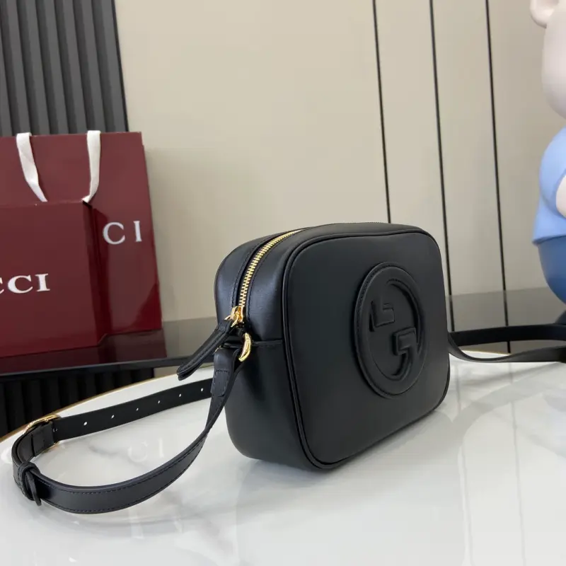 820429 CM 1 High-Quality Bags - Image 2