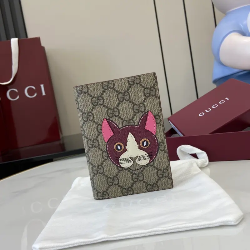 810072 High-Quality Bags