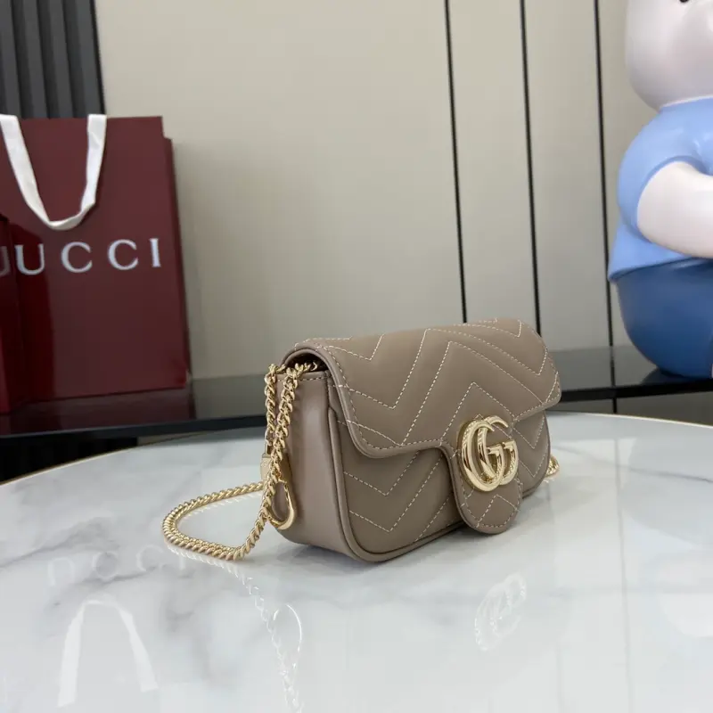 476433 CM 3 High-Quality Bags - Image 2