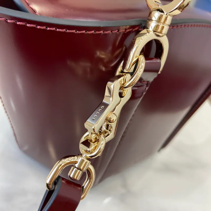 805832 CM 3 High-Quality Bags - Image 4