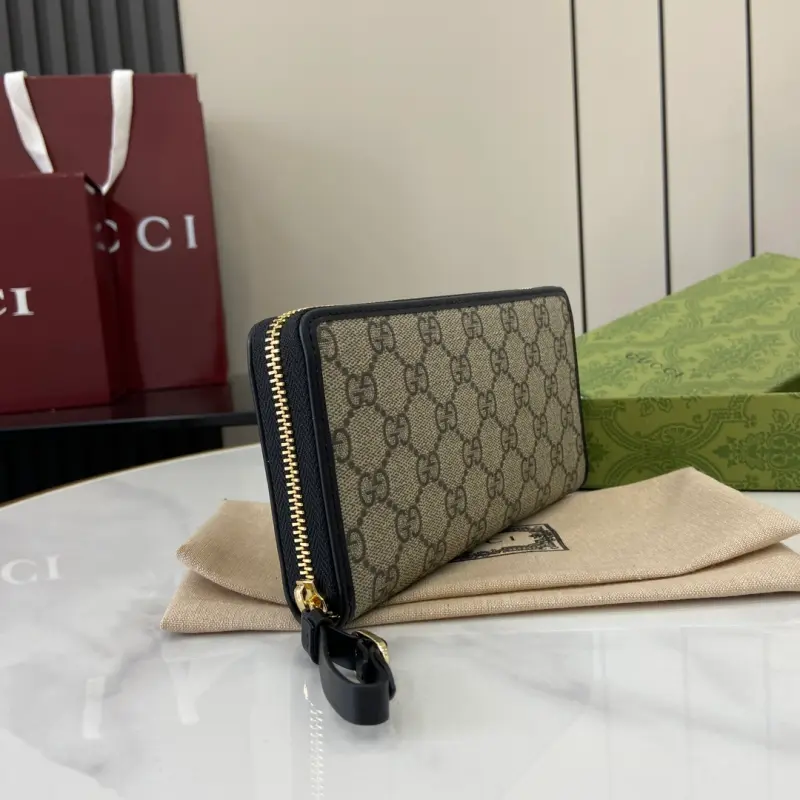 821803 CM 1 High-Quality Bags - Image 2