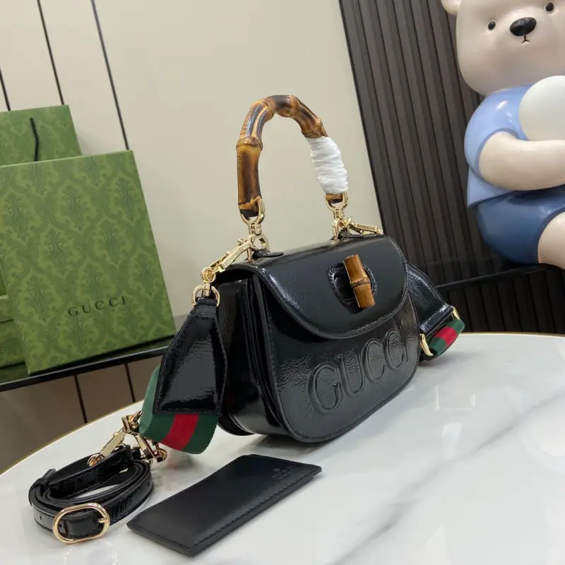 675797 CM 4 High-Quality Bags - Image 2