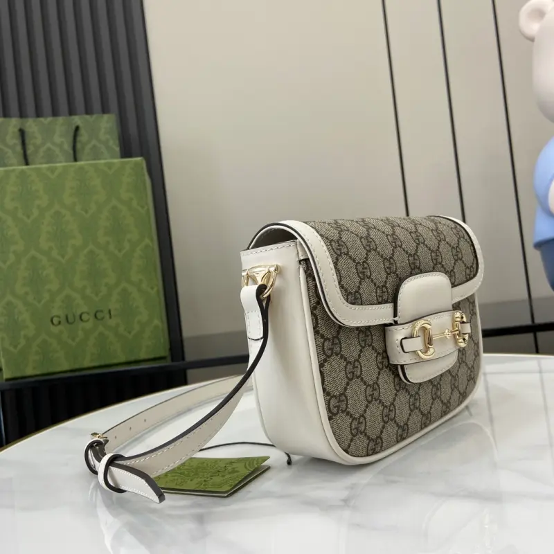 815205 CM 3 High-Quality Bags - Image 2