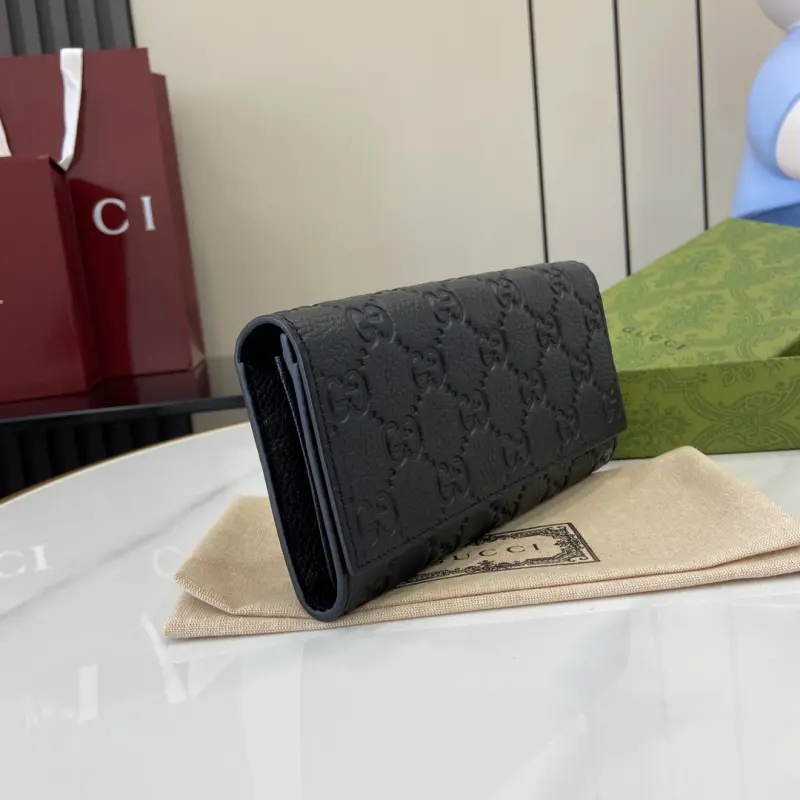 815922 CM 2 High-Quality Bags - Image 2